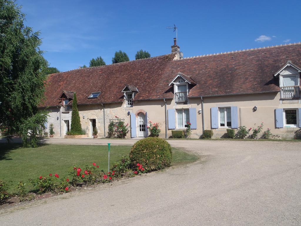 Chambres D'Hotes Du Domaine De Jacquelin Saint-Germain-du-Puy Exterior photo