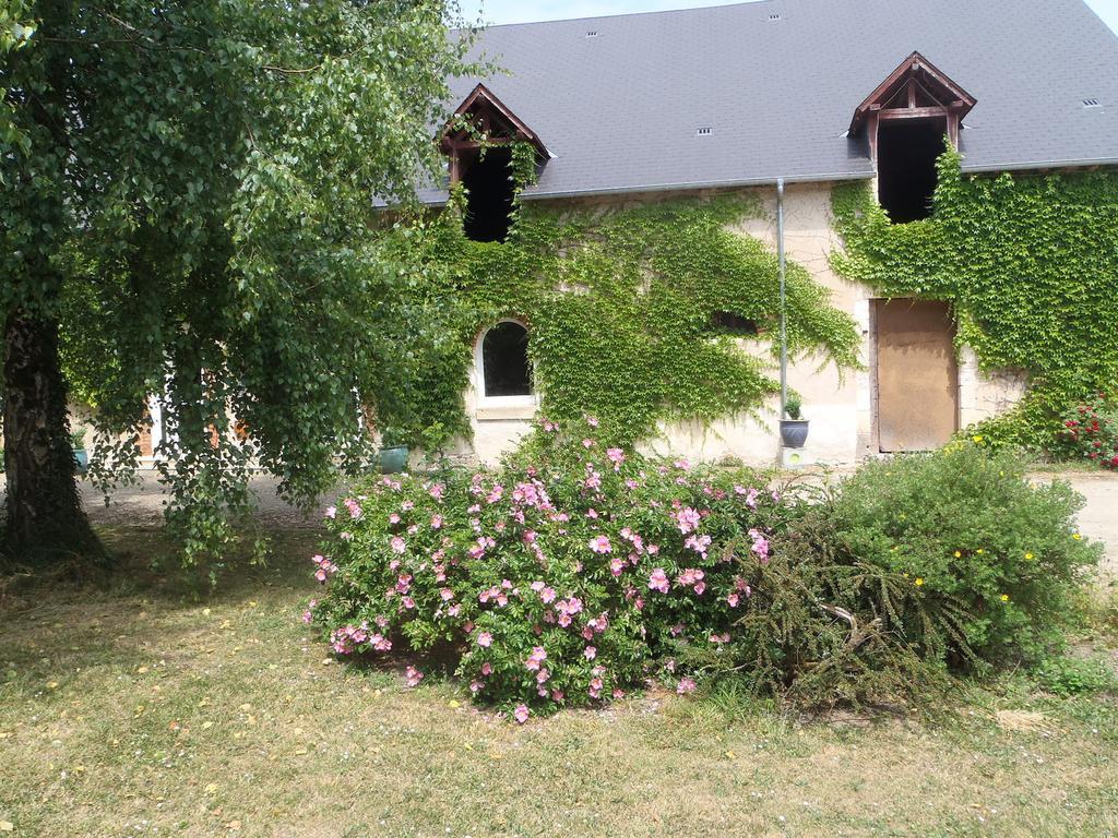 Chambres D'Hotes Du Domaine De Jacquelin Saint-Germain-du-Puy Exterior photo